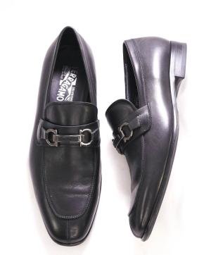 SALVATORE FERRAGAMO - Black On Black Gancini Leather Loafer