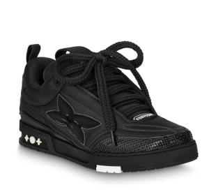 Men Latest Black Skate Sneakers
