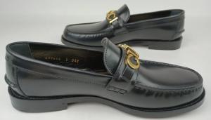 Gucci Men's Cara Gold Logo Black Leather Loafers