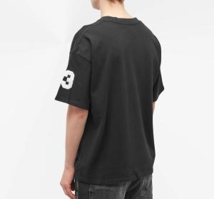 AMIRI FLOCKED HOCKEY SKATER T-SHIRT