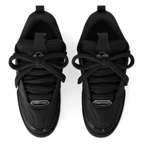 Men Latest Black Skate Sneakers